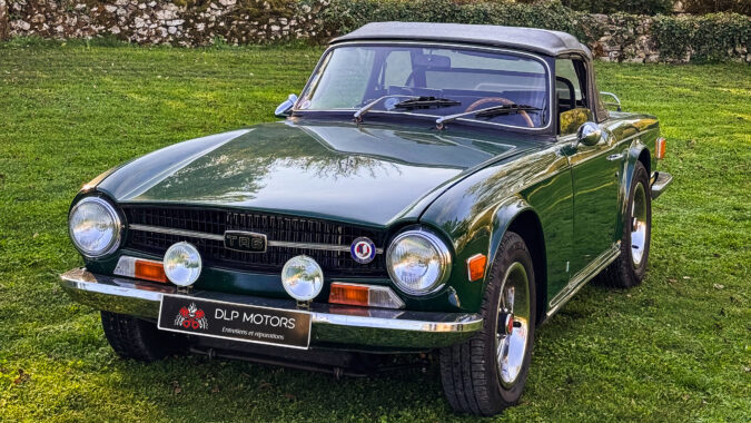 Triumph TR6 à l’atelier